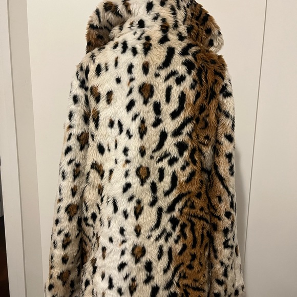 ORIGINAL MOTEL LEOPARD PRINT ROCKSTAR JACKET - Picture 5 of 9